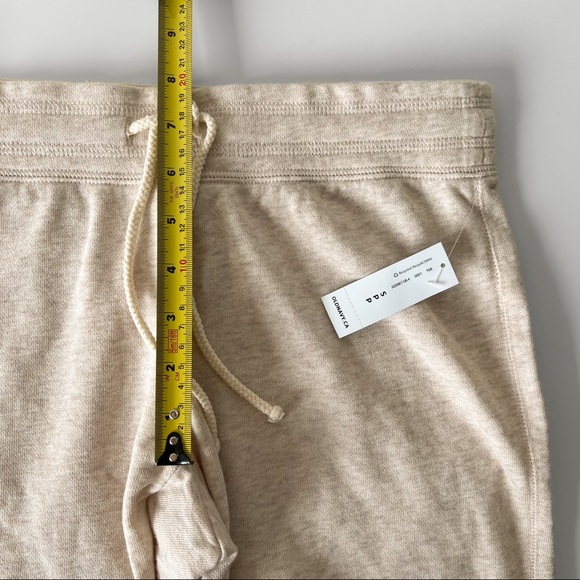 NWT Old Navy Cropped French Terry Jogger - Picture 7 of 14
